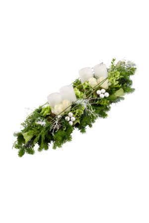 Christmas table arrangement: Snowy